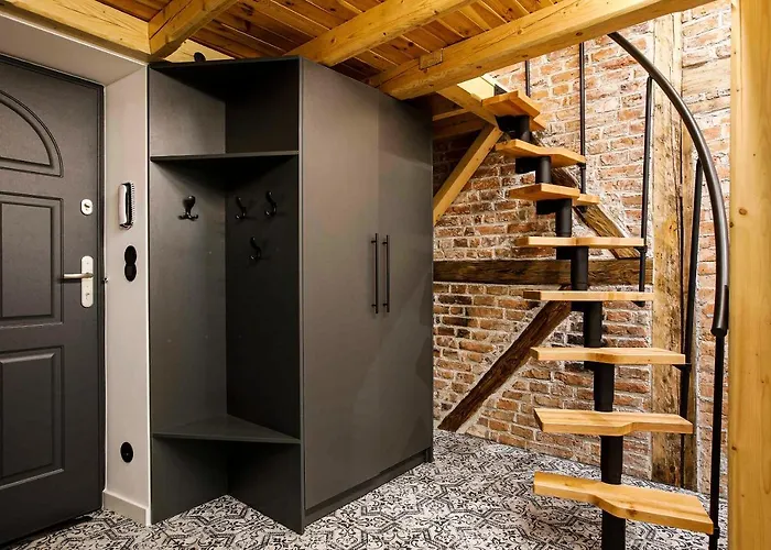 Charming With Air Conditioning, Old Town & Kazimierz Daire Krakow