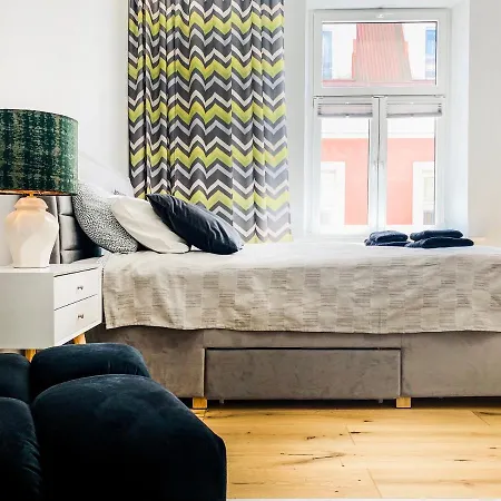 Charming With Air Conditioning, Old Town & Kazimierz アパート クラクフ