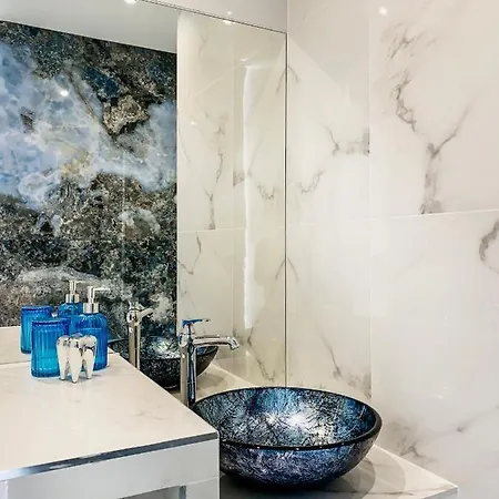 Charming With Air Conditioning, Old Town & Kazimierz アパート *